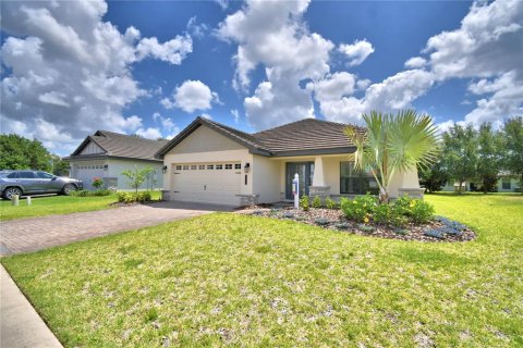 Villa ou maison à vendre à Auburndale, Floride: 4 chambres, 204.38 m2 № 2111440 - photo 4