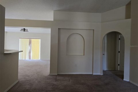 House in Davenport, Florida 4 bedrooms, 174.1 sq.m. № 1839996 - photo 5
