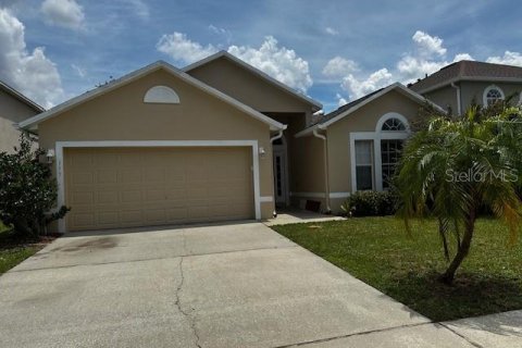 House in Davenport, Florida 4 bedrooms, 174.1 sq.m. № 1839996 - photo 2
