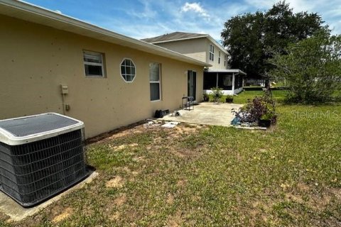 House in Davenport, Florida 4 bedrooms, 174.1 sq.m. № 1839996 - photo 18