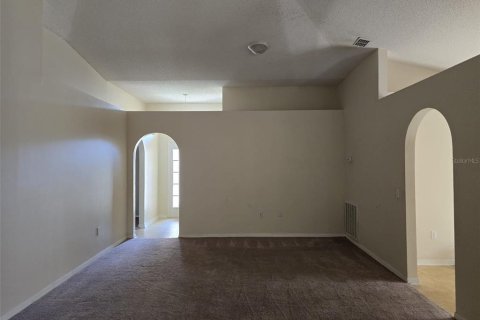 House in Davenport, Florida 4 bedrooms, 174.1 sq.m. № 1839996 - photo 4
