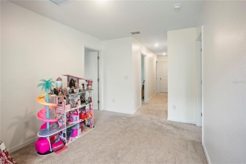 House in HAMPTON OAKS in Deltona, Florida 4 bedrooms, 228.54 sq.m. № 2107930 - photo 30