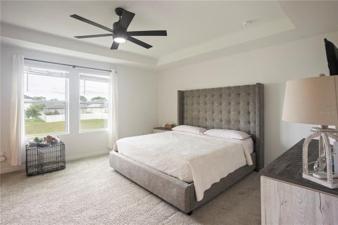 House in HAMPTON OAKS in Deltona, Florida 4 bedrooms, 228.54 sq.m. № 2107930 - photo 22