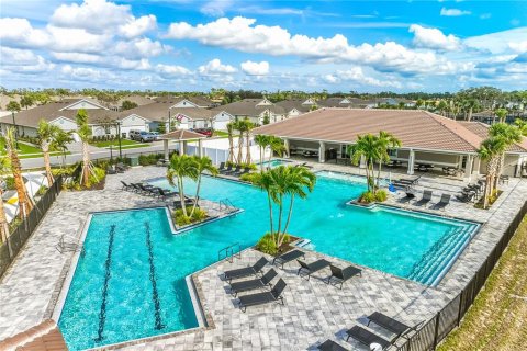 Casa en venta en North Port, Florida, 4 dormitorios, 169.83 m2 № 2213090 - foto 20