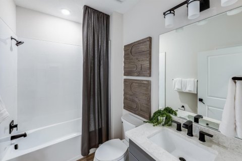 Купить виллу или дом в Лейк-Уорт, Флорида 3 комнаты, 207.08м2, № 2180444 - фото 12