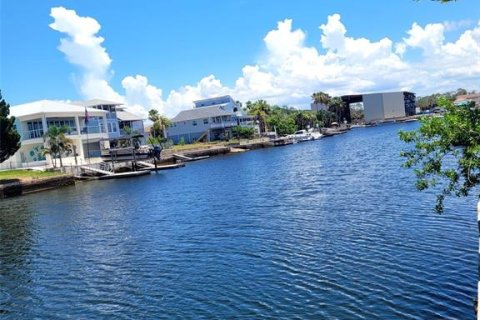 Купить виллу или дом в Эрнандо-Бич, Флорида 5 комнат, 93.65м2, № 2196044 - фото 25