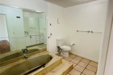 Copropriété à louer à Miami, Floride: 2 chambres, 129.13 m2 № 2007069 - photo 15
