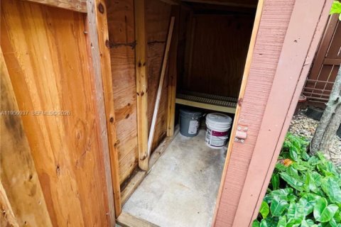 Copropriété à louer à Miami, Floride: 2 chambres, 129.13 m2 № 2007069 - photo 4