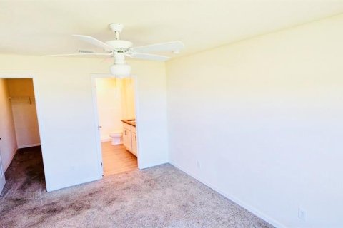 House in LaBelle, Florida 3 bedrooms, 126.72 sq.m. № 1540880 - photo 9