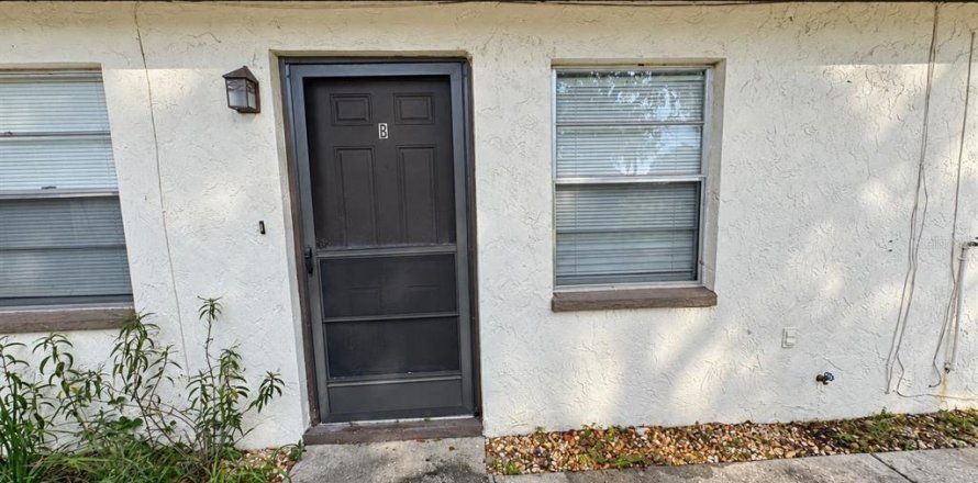 Appartement à Auburndale, Floride 1 chambre, 65.03 m2 № 2413797