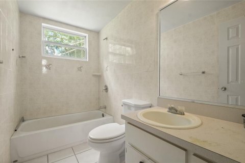 Casa en venta en Orlando, Florida, 4 dormitorios, 248.23 m2 № 1784921 - foto 13