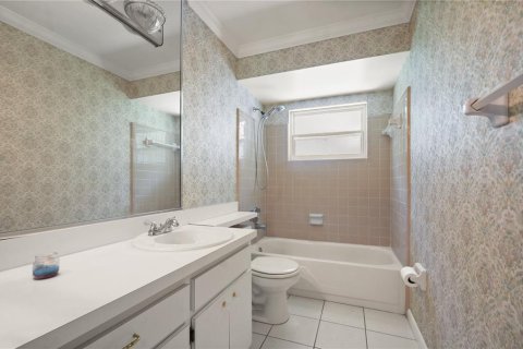 Casa en venta en Orlando, Florida, 4 dormitorios, 248.23 m2 № 1784921 - foto 7