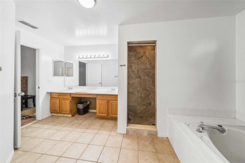 Casa en venta en Orlando, Florida, 4 dormitorios, 210.05 m2 № 1902866 - foto 25