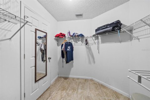 Casa en venta en Orlando, Florida, 4 dormitorios, 210.05 m2 № 1902866 - foto 23