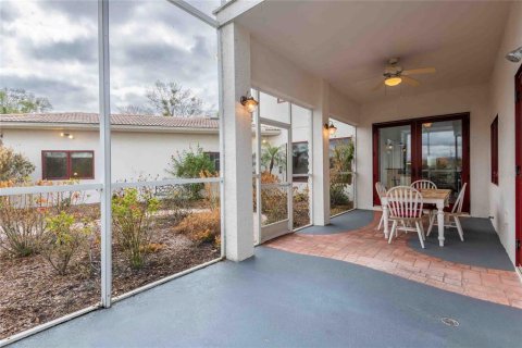 Villa ou maison à vendre à Land O' Lakes, Floride: 3 chambres, 289.48 m2 № 2413895 - photo 11