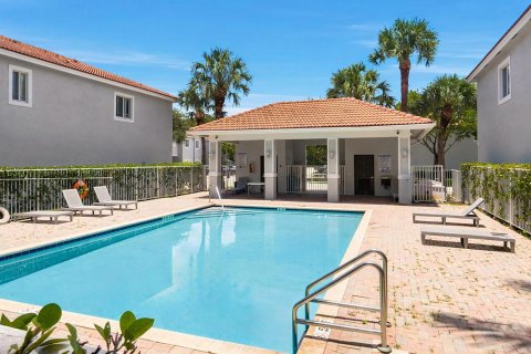 Touwnhouse à louer à Tamarac, Floride: 3 chambres, 156.82 m2 № 2359826 - photo 9