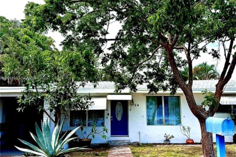 Villa ou maison à Dania Beach, Floride 3 chambres, 10917.9 m2 № 2383180
