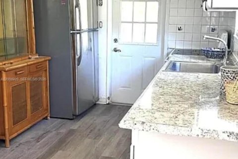 Villa ou maison à vendre à Dania Beach, Floride: 3 chambres, 10917.87 m2 № 2383180 - photo 18