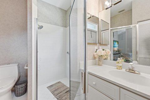 House in Boca Raton, Florida 4 bedrooms, 231.79 sq.m. № 2246243 - photo 20