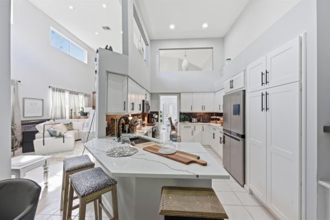House in Boca Raton, Florida 4 bedrooms, 231.79 sq.m. № 2246243 - photo 15