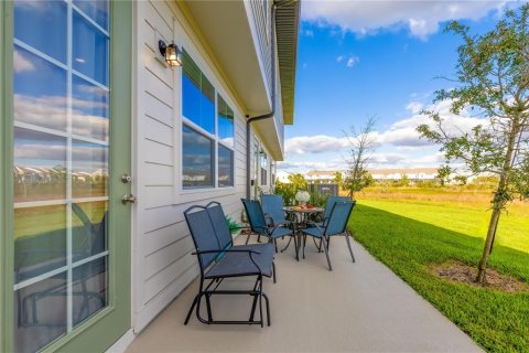 Townhouse in Davenport, Florida 3 bedrooms, 150.69 sq.m. № 1761316 - photo 8