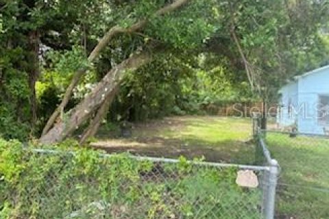 House in Tampa, Florida 3 bedrooms, 102.19 sq.m. № 2199672 - photo 5