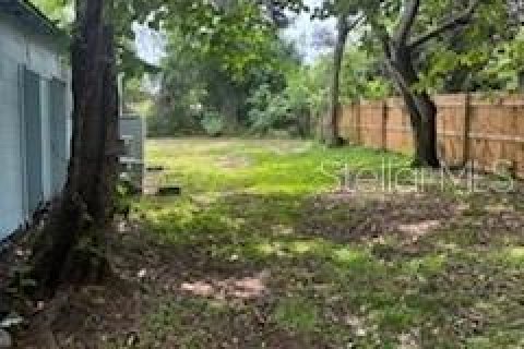 House in Tampa, Florida 3 bedrooms, 102.19 sq.m. № 2199672 - photo 13