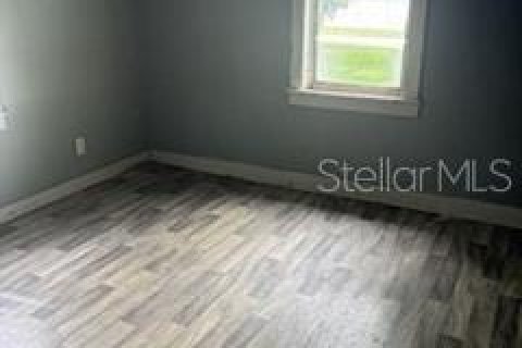 House in Tampa, Florida 3 bedrooms, 102.19 sq.m. № 2199672 - photo 9