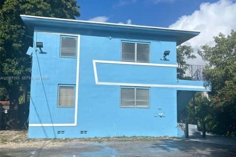 Casa en Miami, Florida 1 dormitorio, 437.76 m2 № 2045415