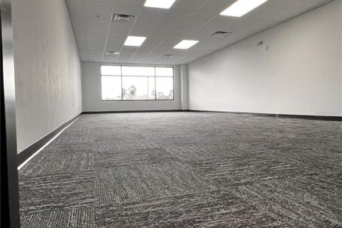 Immobilier commercial à louer à Orlando, Floride: 70.98 m2 № 1885663 - photo 10