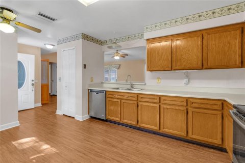 House in Ocoee, Florida 3 bedrooms, 127.37 sq.m. № 2386459 - photo 5
