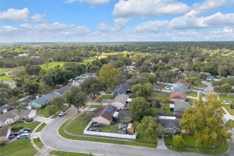 House in Ocoee, Florida 3 bedrooms, 127.37 sq.m. № 2386459 - photo 22