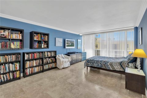 Condominio en venta en Miami Beach, Florida, 2 dormitorios, 141.21 m2 № 1711059 - foto 17