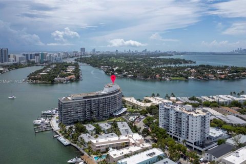 Condominio en venta en Miami Beach, Florida, 2 dormitorios, 141.21 m2 № 1711059 - foto 1