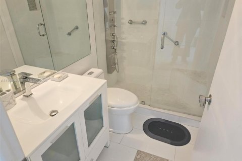 Copropriété à louer à Miami, Floride: 2 chambres, 98.94 m2 № 2023865 - photo 16