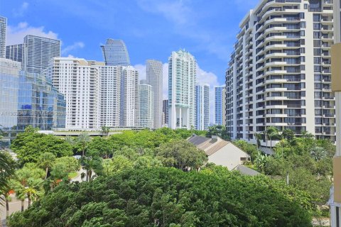 Copropriété à louer à Miami, Floride: 2 chambres, 98.94 m2 № 2023865 - photo 19