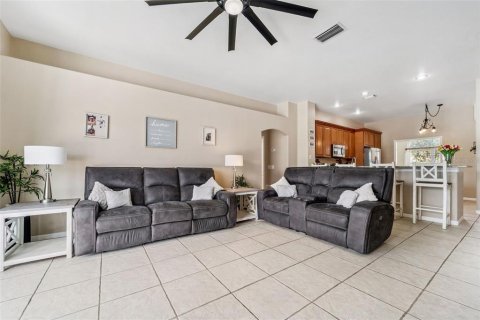House in Wesley Chapel, Florida 3 bedrooms, 191.94 sq.m. № 1876466 - photo 20