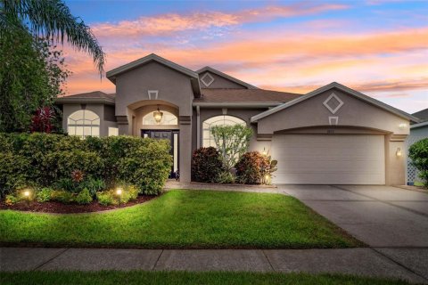 House in Wesley Chapel, Florida 3 bedrooms, 191.94 sq.m. № 1876466 - photo 8