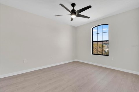Touwnhouse à louer à Orlando, Floride: 3 chambres, 149.2 m2 № 2429577 - photo 24