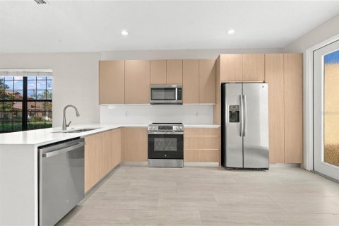 Touwnhouse à louer à Orlando, Floride: 3 chambres, 149.2 m2 № 2429577 - photo 17