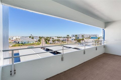Copropriété à vendre à North Redington Beach, Floride: 2 chambres, 99.41 m2 № 2436733 - photo 7