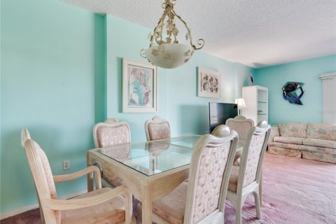Copropriété à vendre à North Redington Beach, Floride: 2 chambres, 99.41 m2 № 2436733 - photo 21