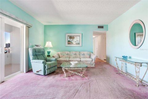 Copropriété à vendre à North Redington Beach, Floride: 2 chambres, 99.41 m2 № 2436733 - photo 16