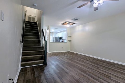 Adosado en venta en Wesley Chapel, Florida, 2 dormitorios, 110 m2 № 1791254 - foto 10
