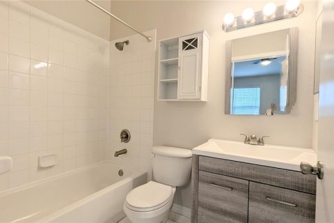Adosado en venta en Wesley Chapel, Florida, 2 dormitorios, 110 m2 № 1791254 - foto 13