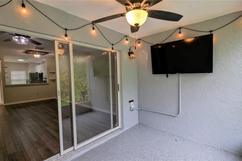 Adosado en venta en Wesley Chapel, Florida, 2 dormitorios, 110 m2 № 1791254 - foto 19