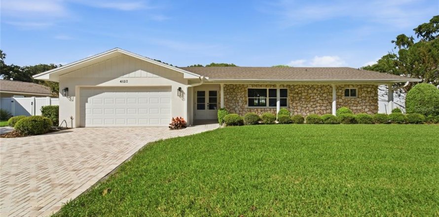 Villa ou maison à Orlando, Floride 4 chambres, 216.09 m2 № 2419226