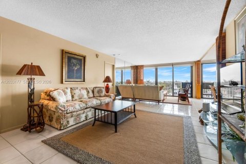 Condo in Fort Lauderdale, Florida, 2 bedrooms  № 2087012 - photo 8