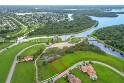 Land in Port St. Lucie, Florida № 1816490 - photo 3