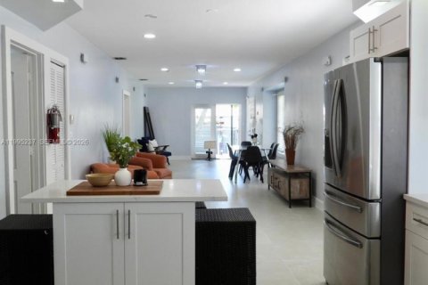 Casa en alquiler en Hollywood, Florida, 3 dormitorios, 130.25 m2 № 2058764 - foto 9